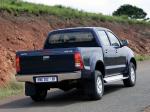 Toyota Hilux Double Cab 2005 года